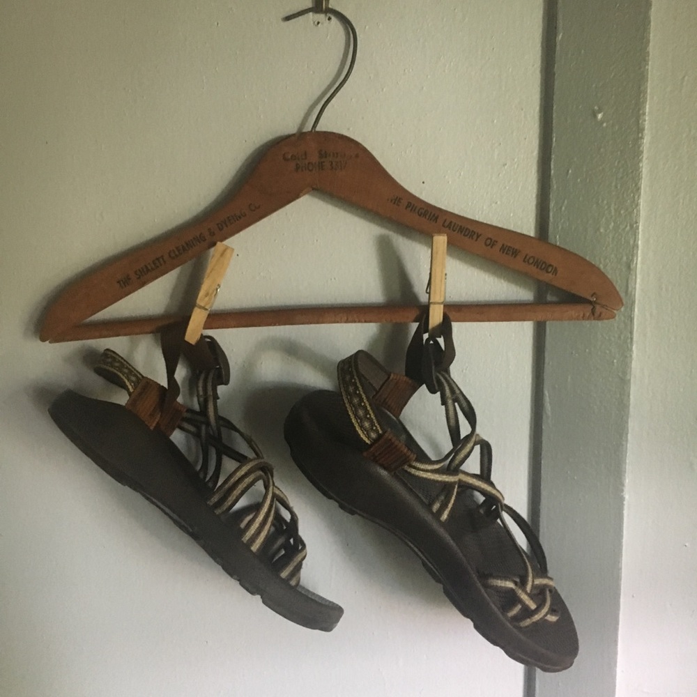 🐻Cute Brown & Yellow USED Chacos🐻